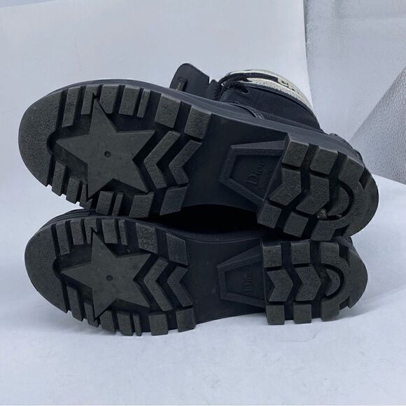 Christian Dior D-Major Ankle Boot - Picture 7 of 7